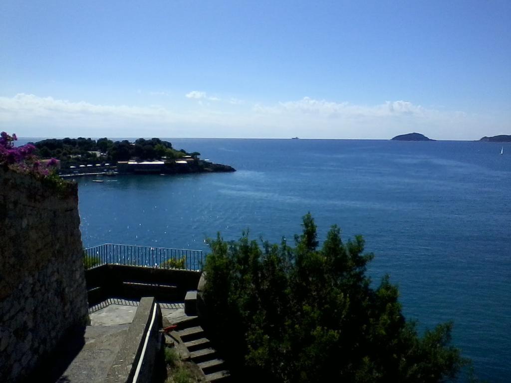 Casa de Férias Casa A Nell'antico Borgo Lerici