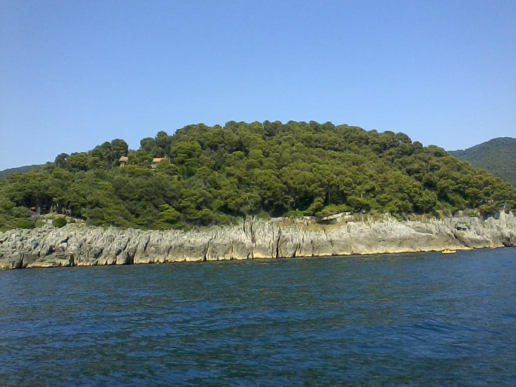 Casa A Nell'antico Borgo Casa de Férias Lerici
